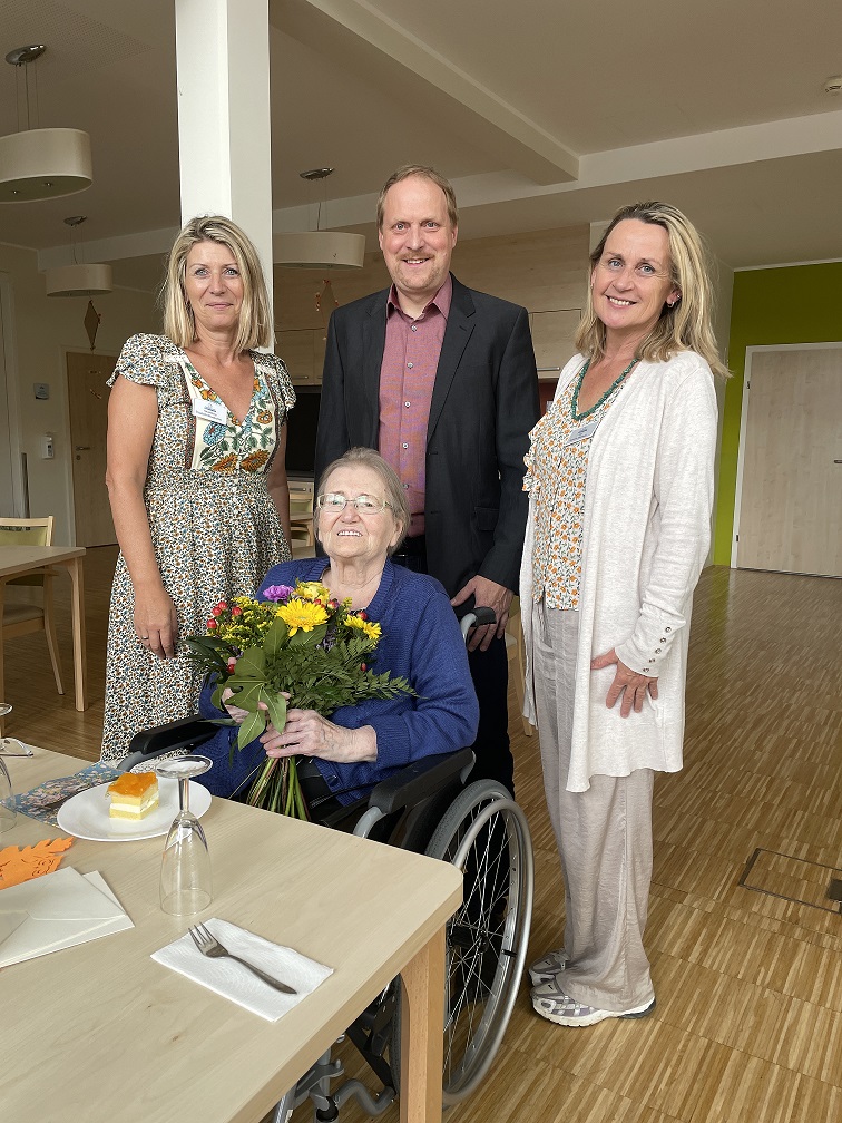 secu_PA_Kirchberg Wechsel_90. Geburtstag_Presse1