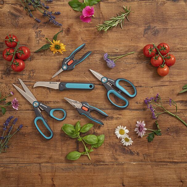 Im MicroCutting Sortiment von GARDENA findet sich ein optimales Werkzeug für jede Art von Arbeit!