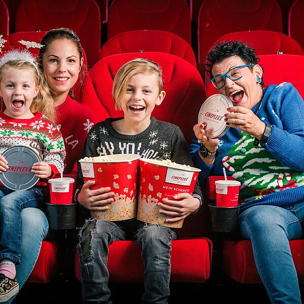 Mit vielen Film-Highlights für die ganze Familie und Online-Adventkalender startet Cineplexx in die schönste Zeit des Jahres.