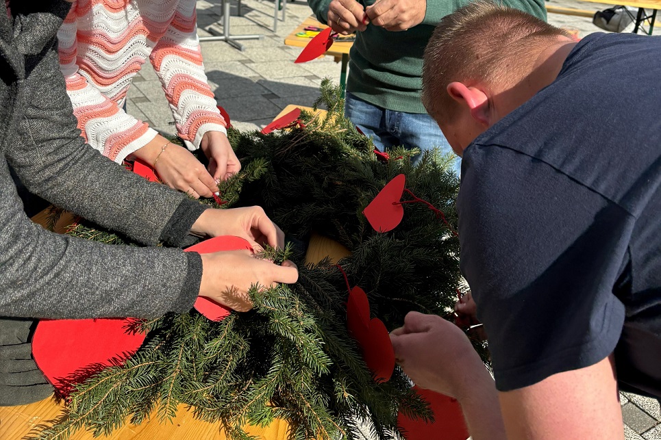 secu_PA_St Veit Südstmk_Maibaum_Presse3