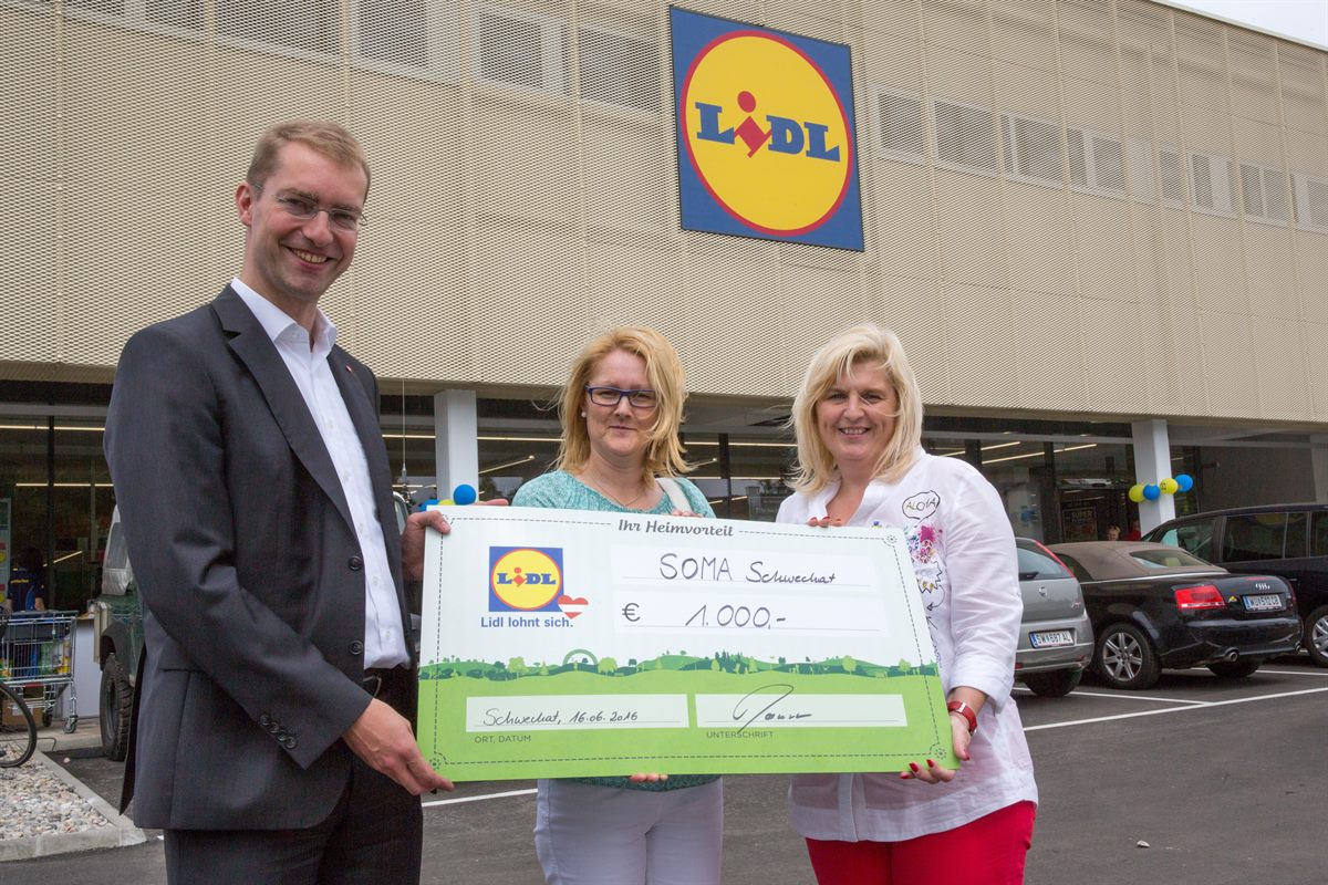 Lidl_Presse_16_PAs_Eroeffnung Schwechat