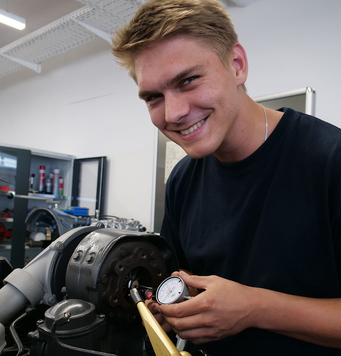 Jonas Eder aus Eugendorf holt Silber bei der Staatsmeisterschaft 2024 der Fahrzeugtechnikern