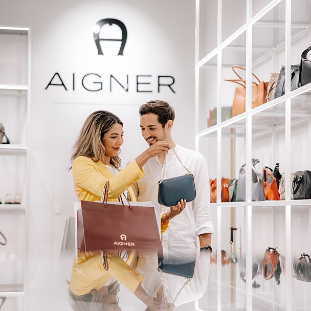 Designer Outlet Salzburg_Aigner