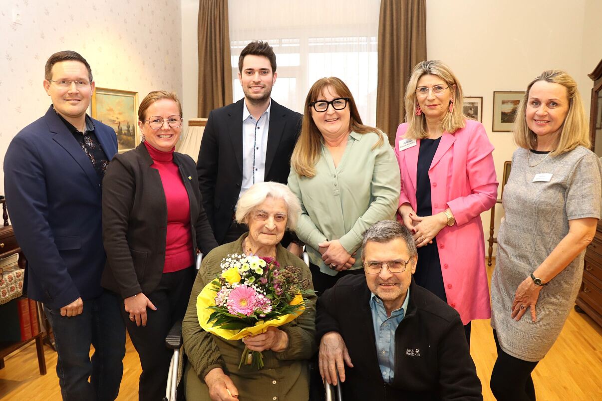 secu_PA_Ternitz_100-jähriger Geburtstag_Presse1