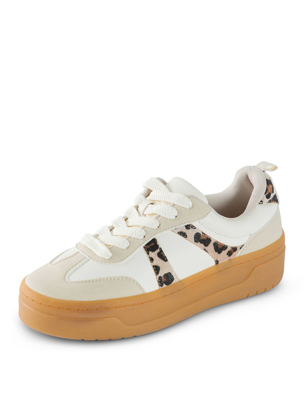 PRIMARK PRESENTS PAU ECHE Flatform Gum Sole £16 €18 �20 PLN80 CZK470 RON90