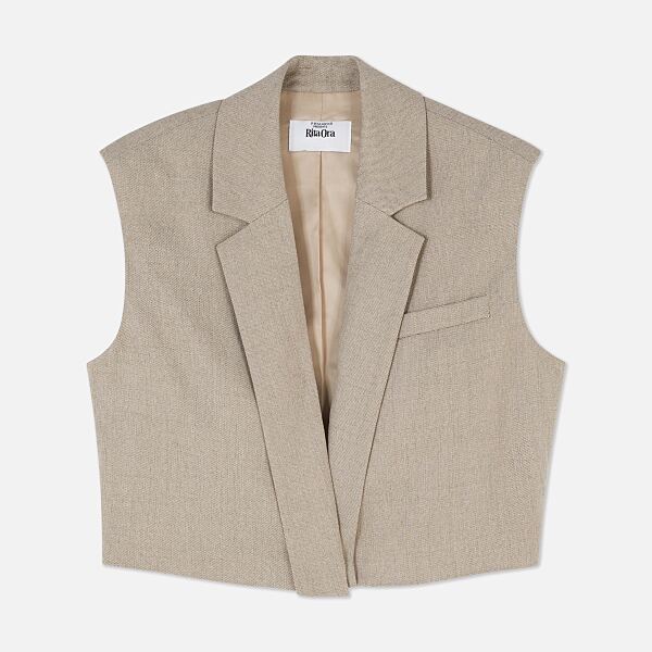 PRIMARK PRESENTS RITA ORA Padded Waistcoat £18, €20, �24, PLN90, CZK520, RON100-min