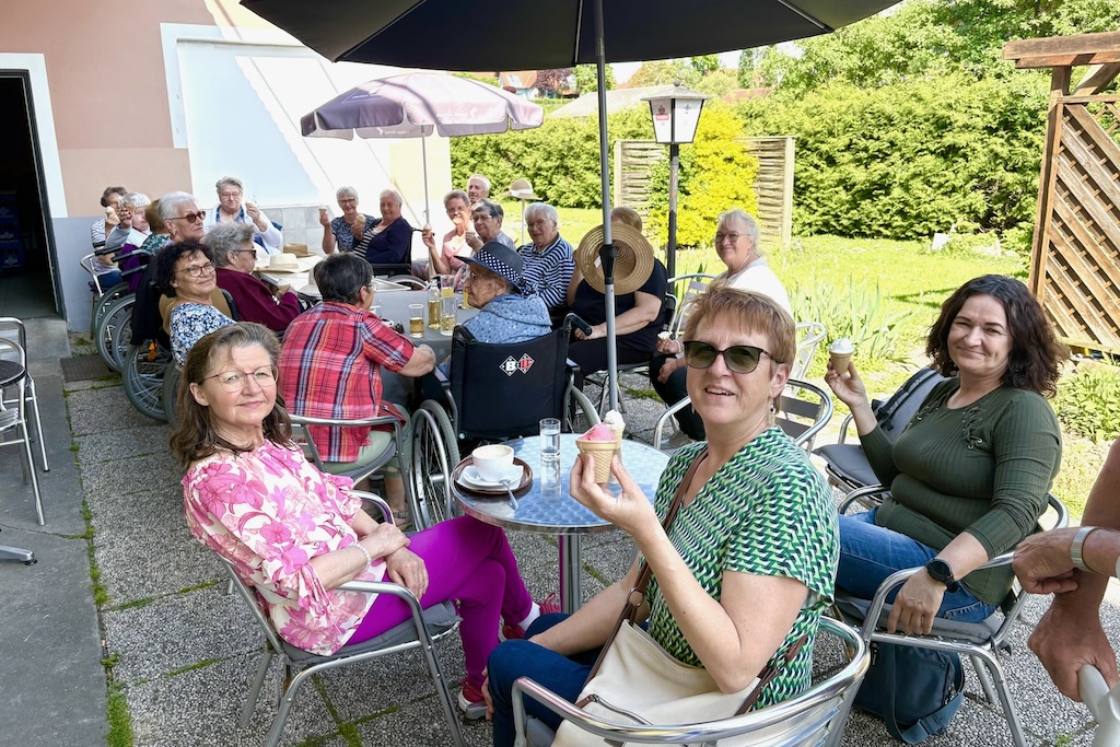 secu_PA_St. Veit Südsteiermark_Rollstuhlausfahrt_Presse 2