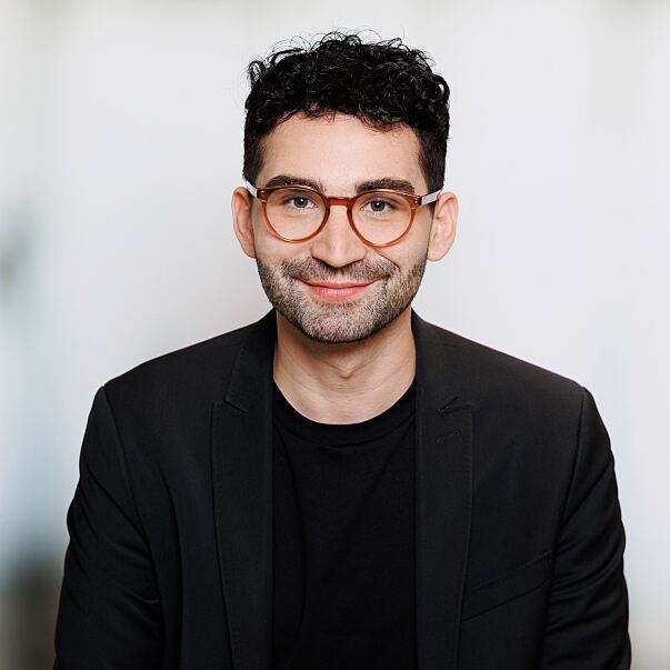 EYLaw_Martin Hanzl