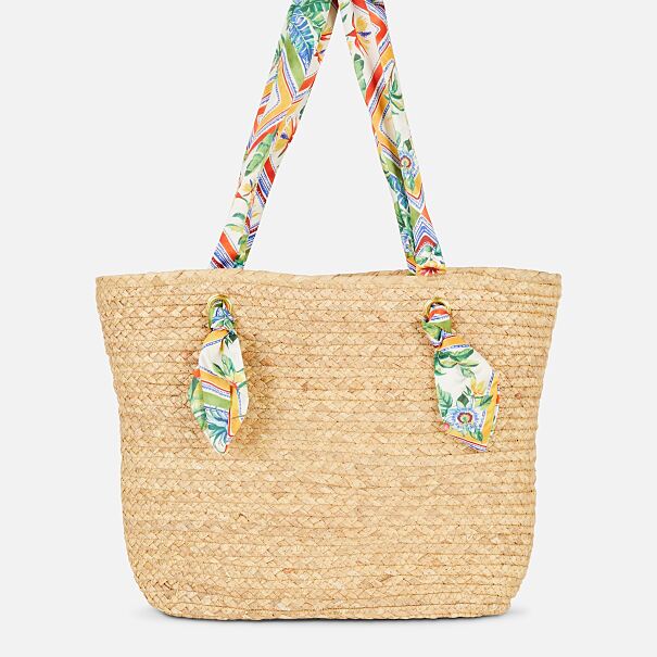 PRIMARK Print Straw Shopper, Natural, £15, €17, �19, RON85, PLN75, CZK390 (3)