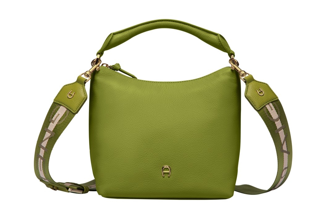 DOP_PA_Taschen-Liebe_Aigner_Zita Beutel_Presse4