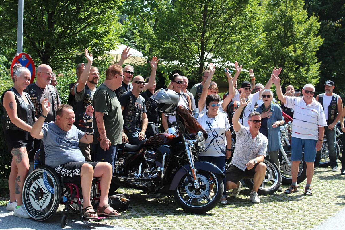 secu_PA_Graz-Lend_Harley Davidson Spendenübergabe_Presse 2
