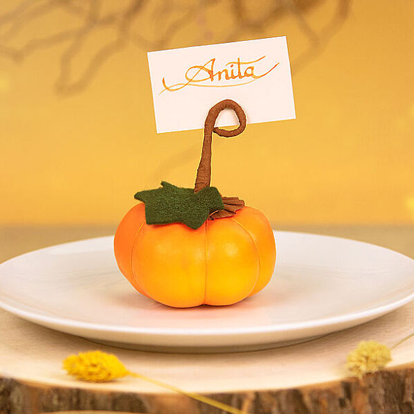 PAGRO_PA_Halloween_Platzkarte im Kürbis-Look