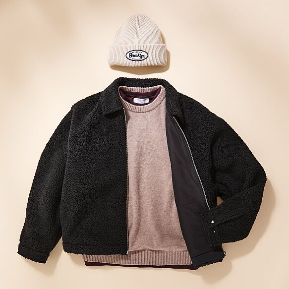 PRIMARK_20250821_SocialP2_D6WaysToWear_AB_Digital_Shot15_CarouselA_3_1x1-min