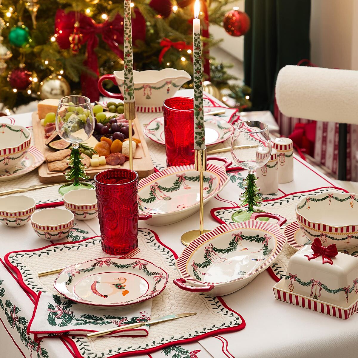 PRIMARK_20250821_SocialP2_ChristmasTable_AB_Digital_Shot1_Base_1x1-min