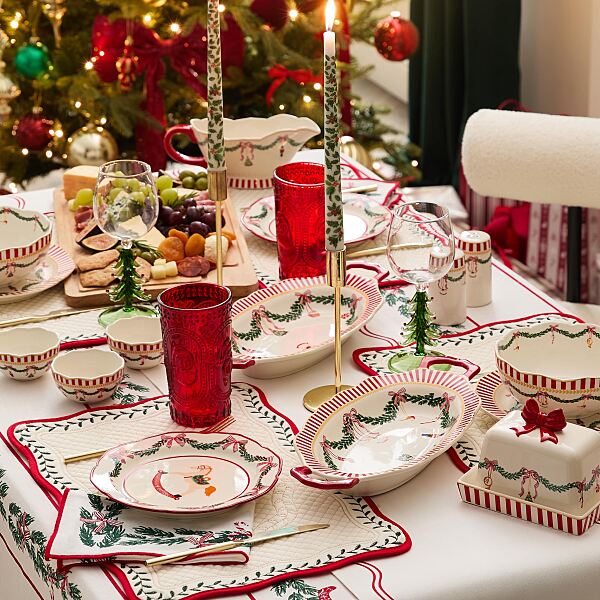 PRIMARK_20250821_SocialP2_ChristmasTable_AB_Digital_Shot1_Base_1x1-min