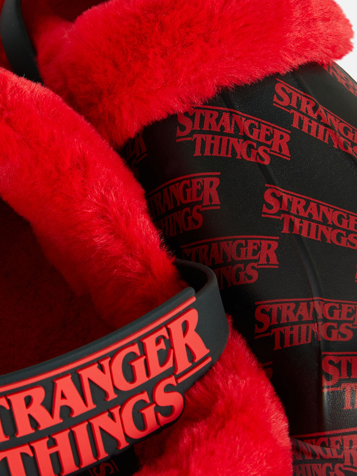 PRIMARK STRANGER THINGS CLOG Red £10, €12, 310CZK, 50PLN, 4400HUF, 60RON (2)