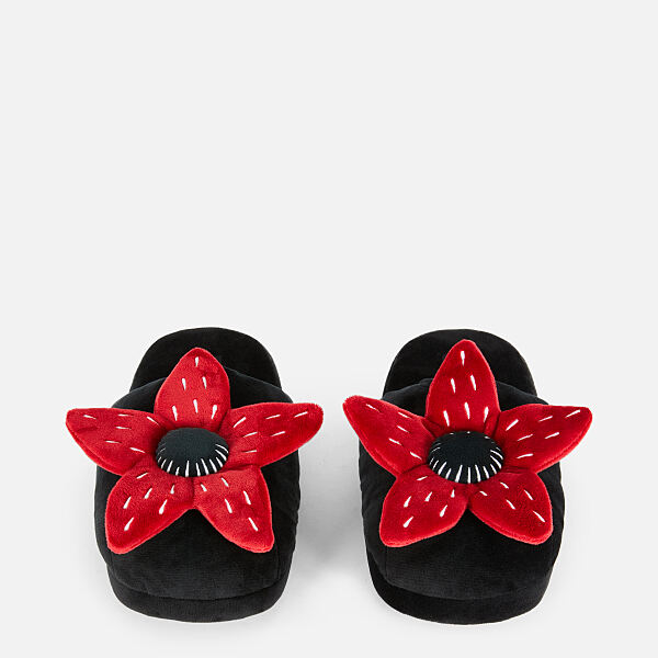 PRIMARK STRANGER THINGS 3D SLIPPERS Black �13, £9, €11, 285CZK, 47PLN, 4000HUF, 54RON
