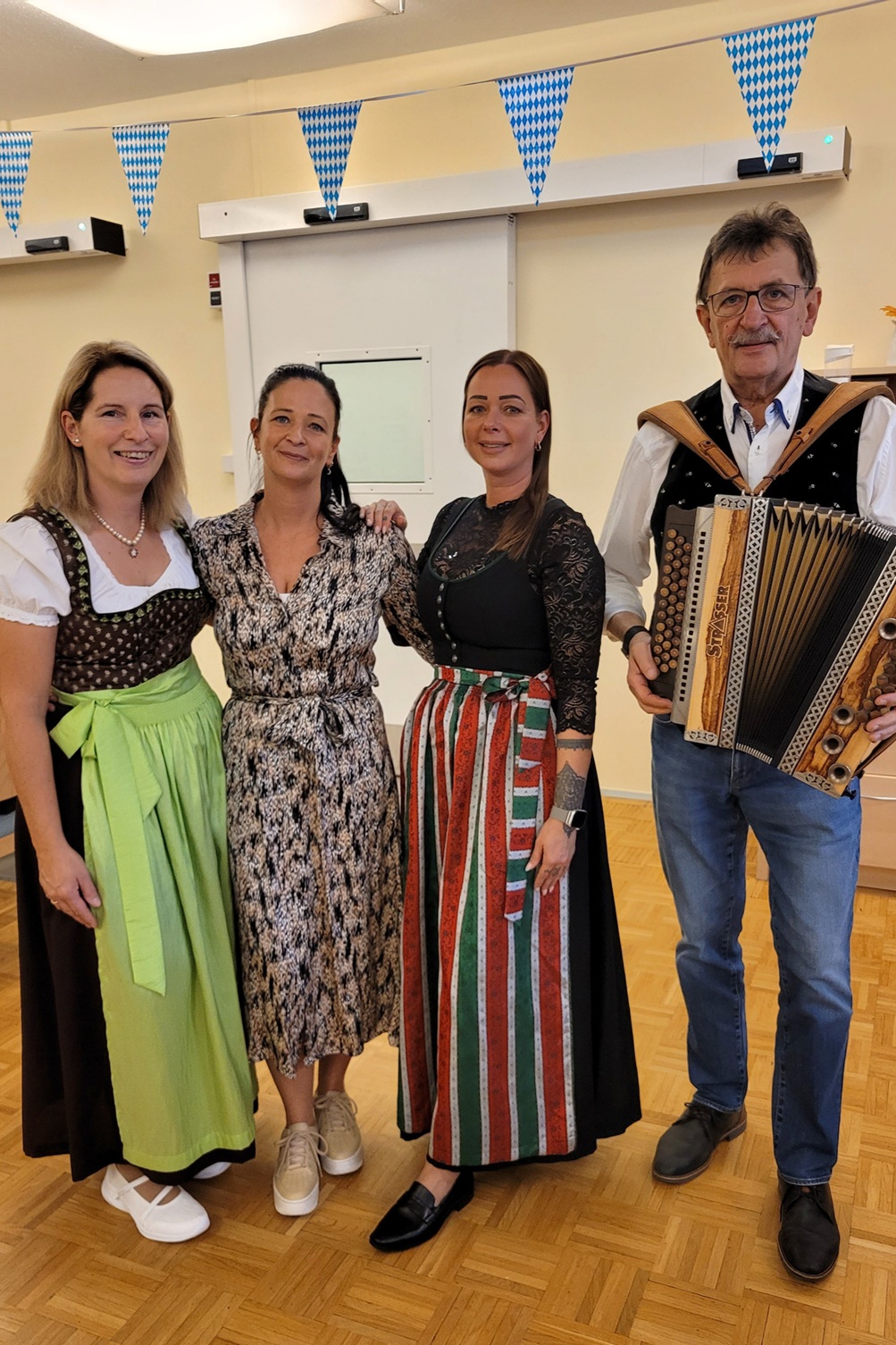 secu_PA_Pölfing-Brunn_Oktoberfest_Presse 2