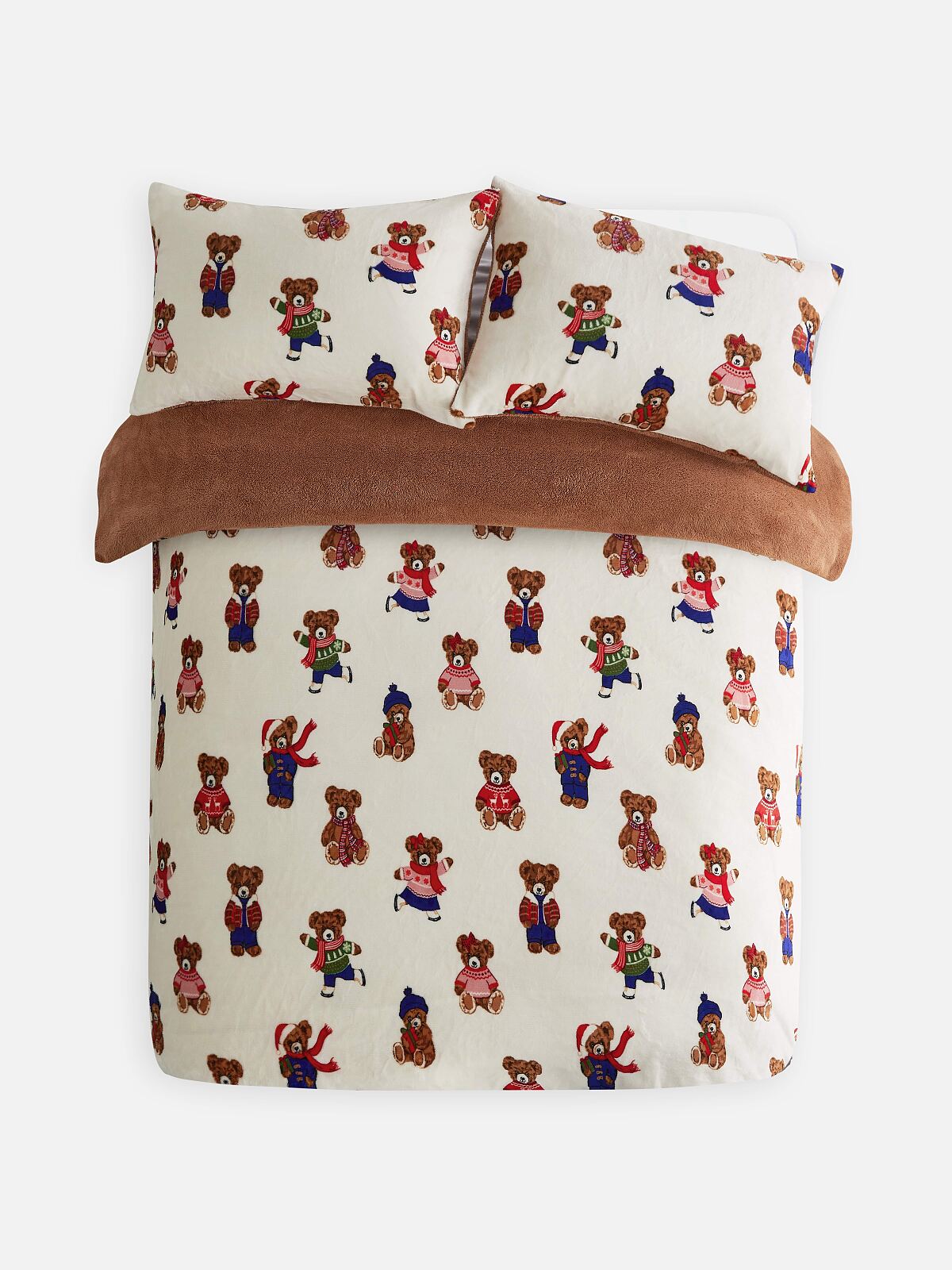 PRIMARK Xmas Bear King £30, €35, PLN155, CZK910, RON170-min