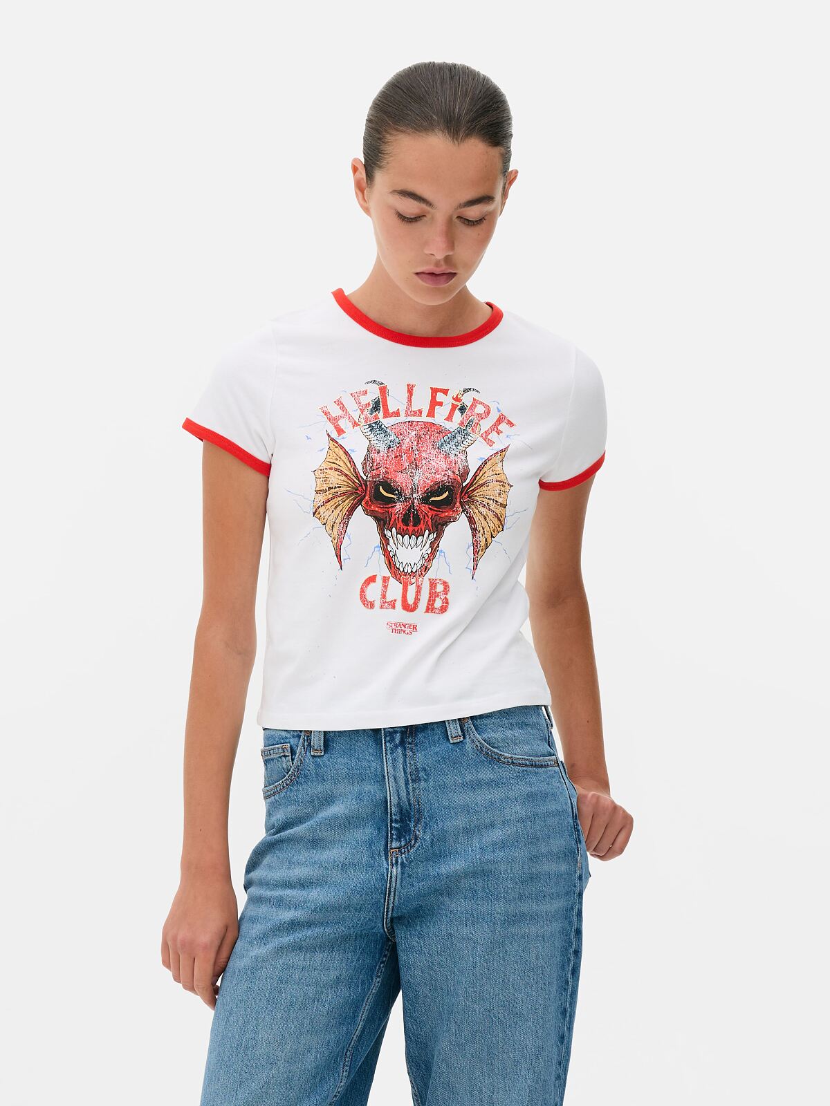 PRIMARK STRANGER THINGS HELLFIRE RINGER TEE White �12, £8, €10, 260CZK, 43PLN, 3800HUF, 50RON-min