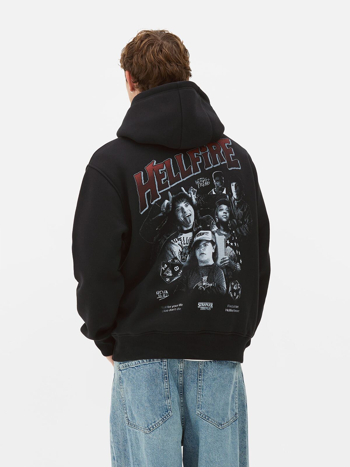 PRIMARK STRANGER THINGS HELLFIRE MONTAGE HOODIE Black �24, £20, €22, 570CZK, 95PLN, 8000HUF, 110RON-min