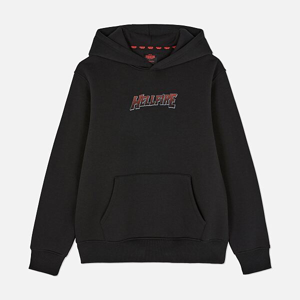 PRIMARK STRANGER THINGS HELLFIRE MONTAGE HOODIE Black �24, £20, €22, 570CZK, 95PLN, 8000HUF, 110RON (2)-min