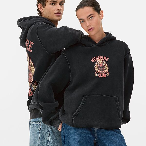 PRIMARK STRANGER THINGS HELLFIRE HOODIE Charcoal �30, £20, €24, 625CZK, 105PLN, 9000HUF, 120RON (2)-min