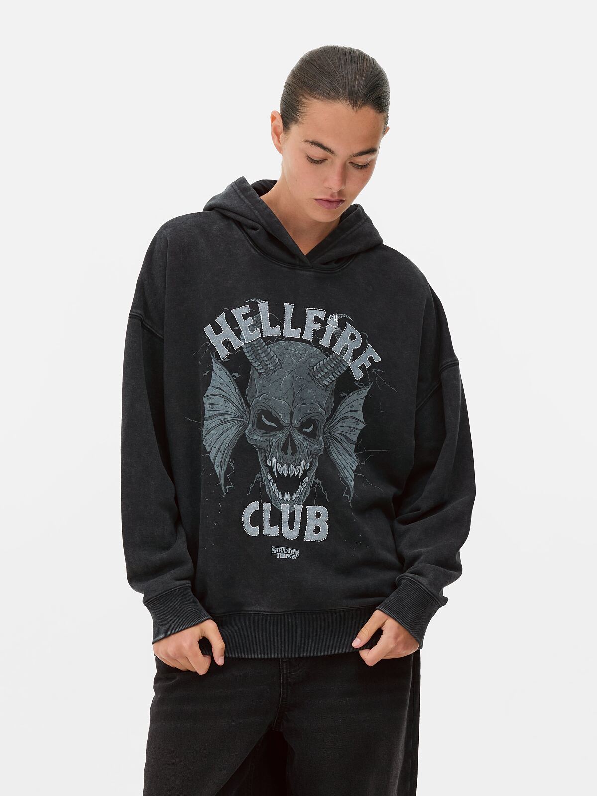 PRIMARK STRANGER THINGS HELLFIRE HOODIE Black �24, £18, €20, 520CZK, 90PLN, 7500HUF, 100RON-min