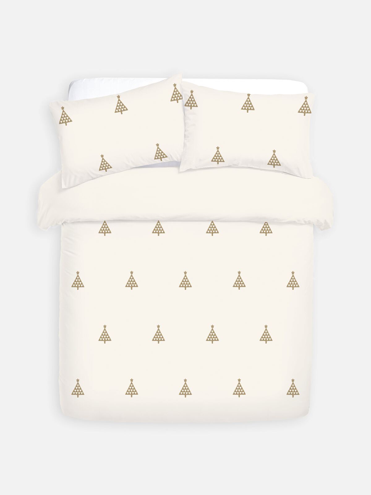 PRIMARK Xmas Tufted Tree Kng £30, €35, PLN155, CZK910, RON170-min