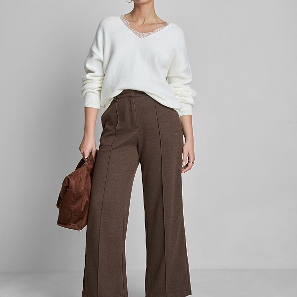 primark_deutschland-primark_comfort_smart_straight_leg-chocolate-16-eur18-usd22-ref2225574-min