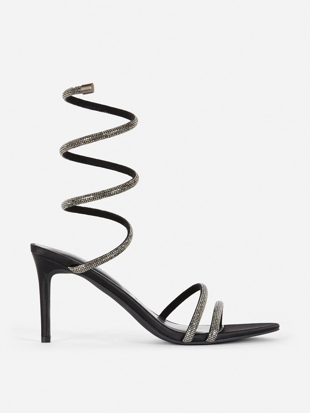 primark_deutschland-primark_black_spiral_hot_fix_sandal_22_eur24_625_czk_105_pln_120_ron-ref2214255-min