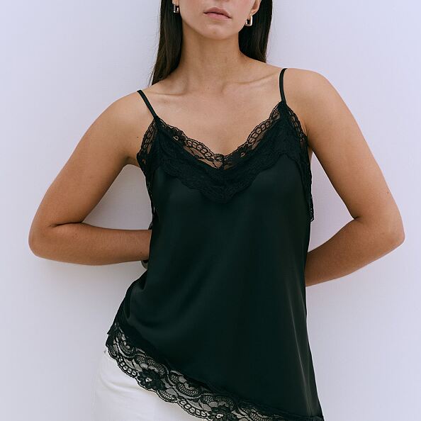 primark_deutschland-primark_satin_lace_cami-black-14-eur16-usd18-ron90-pln70-czk415-ref2215128-min