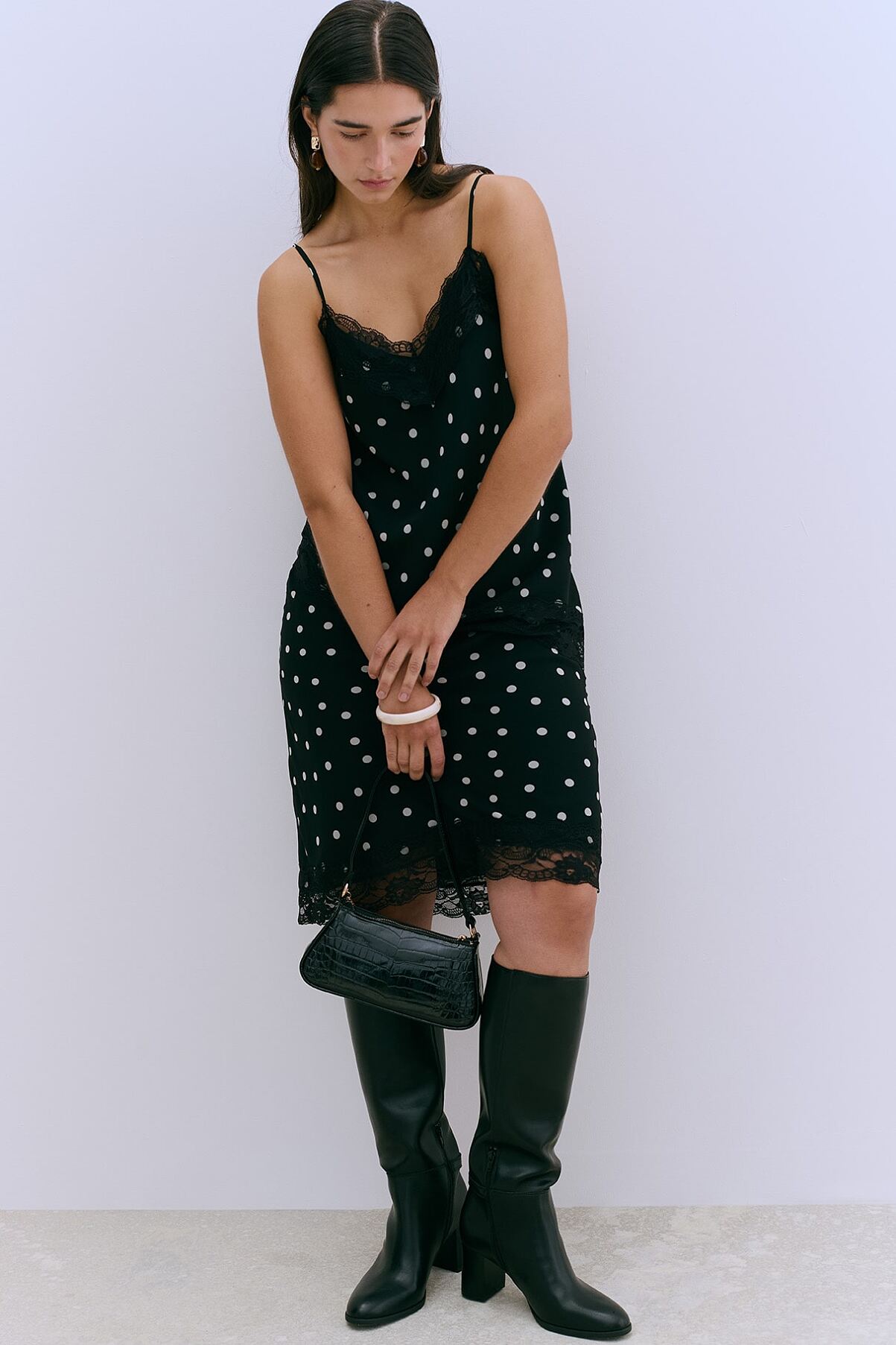 primark_deutschland-primark_lace_polka_dot_skirt-16-eur18-usd20-ron90-pln80-czk470-ref2215107-min