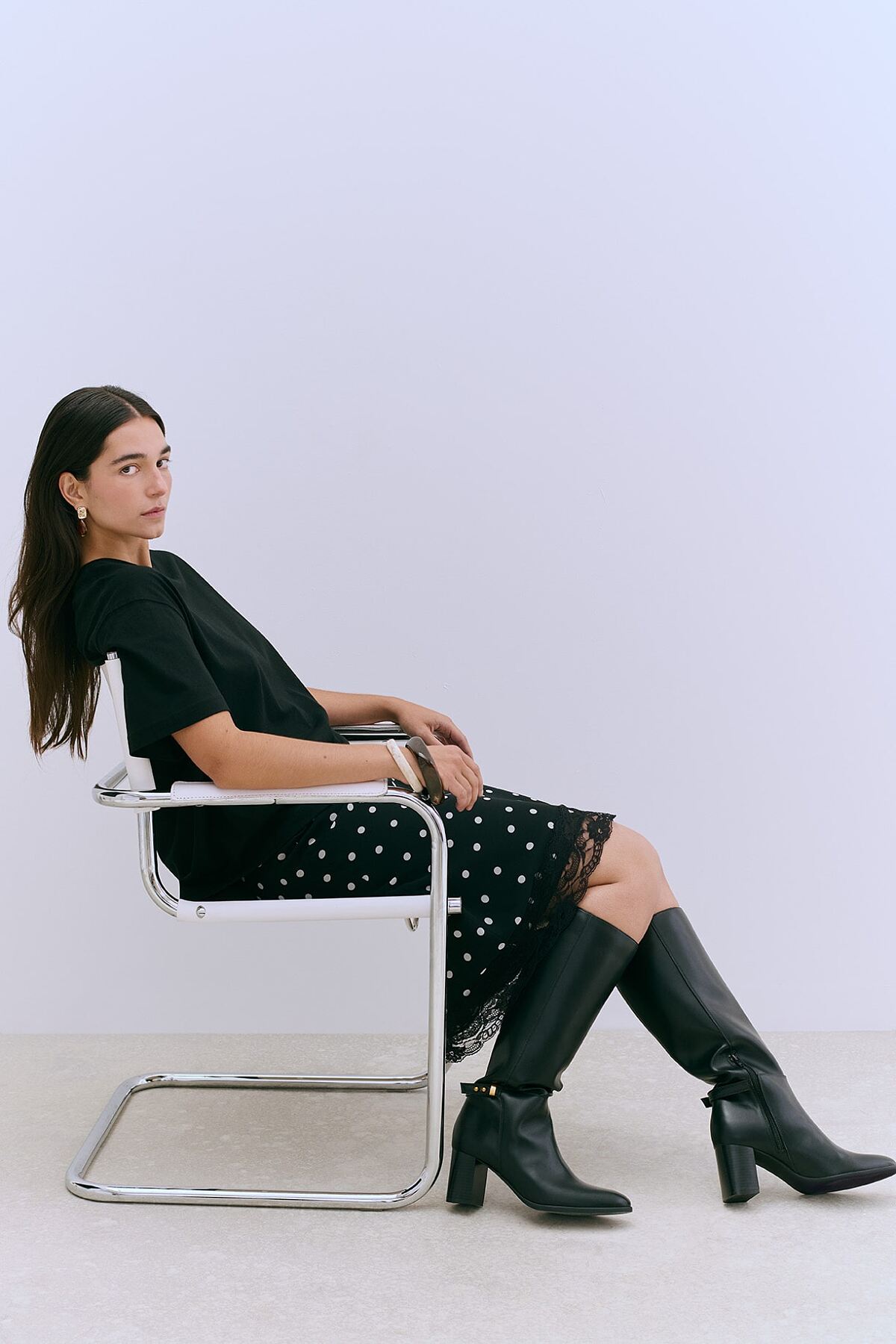 primark_deutschland-primark_lace_polka_dot_skirt-16-eur18-usd20-ron90-pln80-czk470-primark_pu_formal_knee_high-black-26-eur29.50-usd32.50-2-ref2215098-min