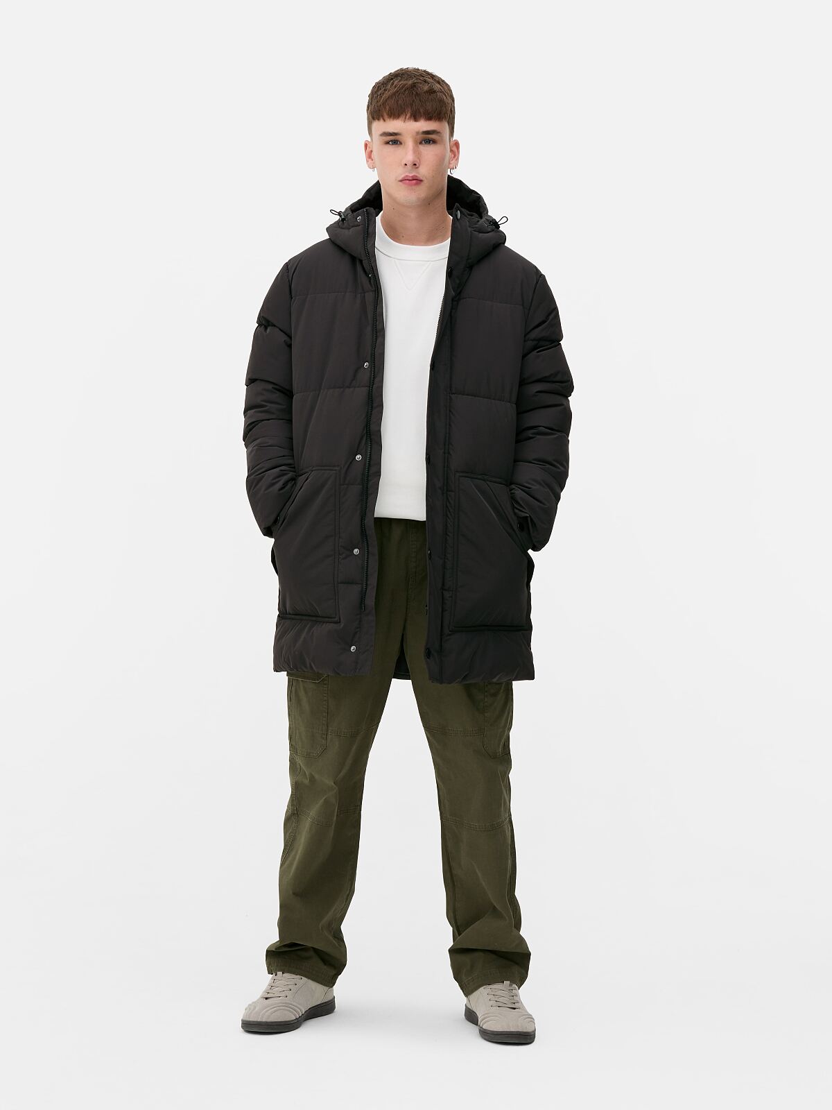 primark_deutschland-primark_long_puffer_thermolite_black_usd75-45-eur55-1430czk-240pln-20500huf-275ron-ref2208777-min