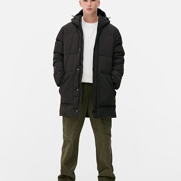 primark_deutschland-primark_long_puffer_thermolite_black_usd75-45-eur55-1430czk-240pln-20500huf-275ron-ref2208777-min