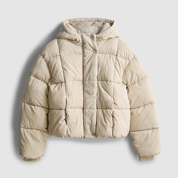 primark_deutschland-primark_7g_ultimate_thermalite_puffer_ecru_usd26-18-eur23-600czk-100pln-8500huf-115ron-ref2208795-min