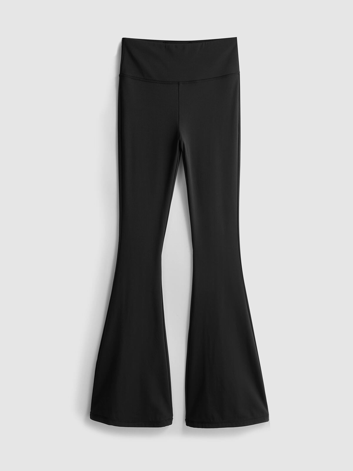 PRIMARK SMOOTH SUPPORT FLARE, £12, €15, �18.50, RON75, PLN65, CZK390 (7)-min