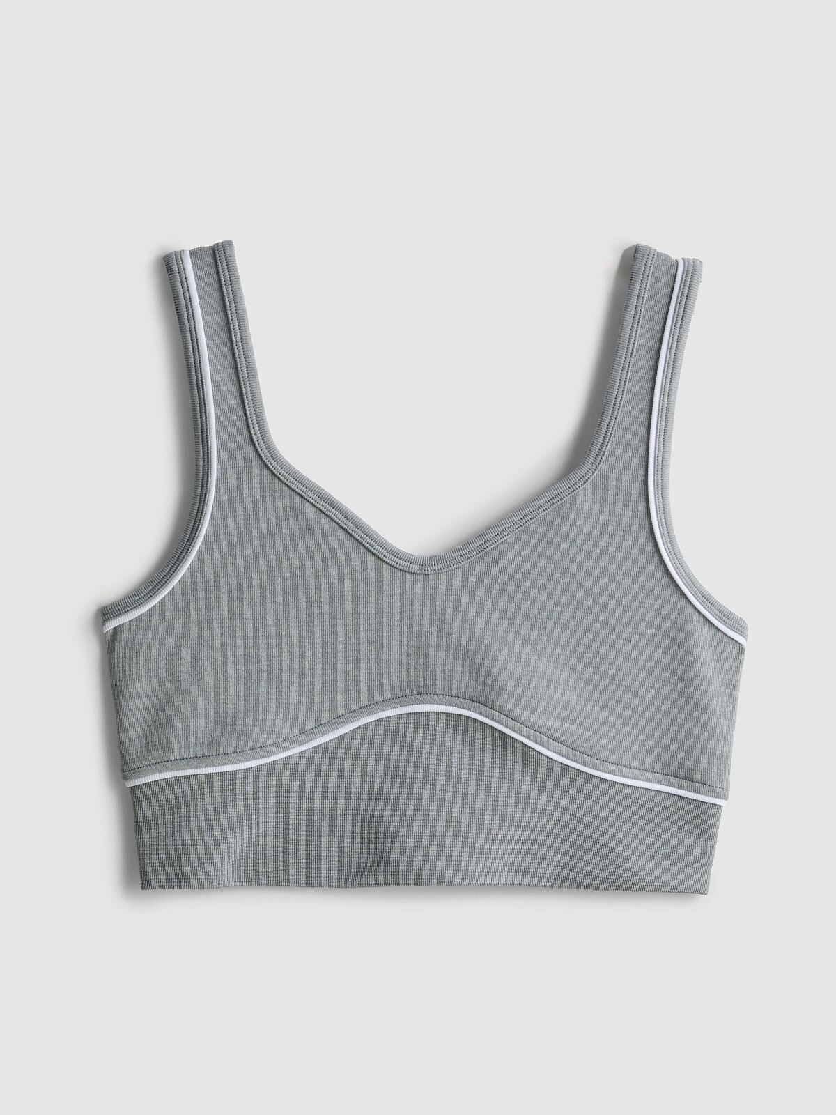 PRIMARK PIPING CROP, £9, €11, �12.50, RON54, PLN47, CZK285 (3)-min