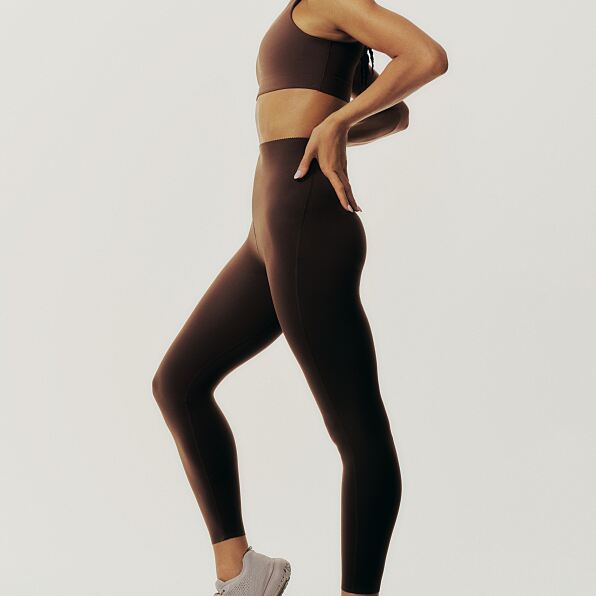 PRIMARK bodysculpt crop top £11 €13 �16.50 340CZK 55PLN 65RON and PRIMARK bodysculpt legging £14 €16 �19.50 415CZK 70PLN 80RON-min