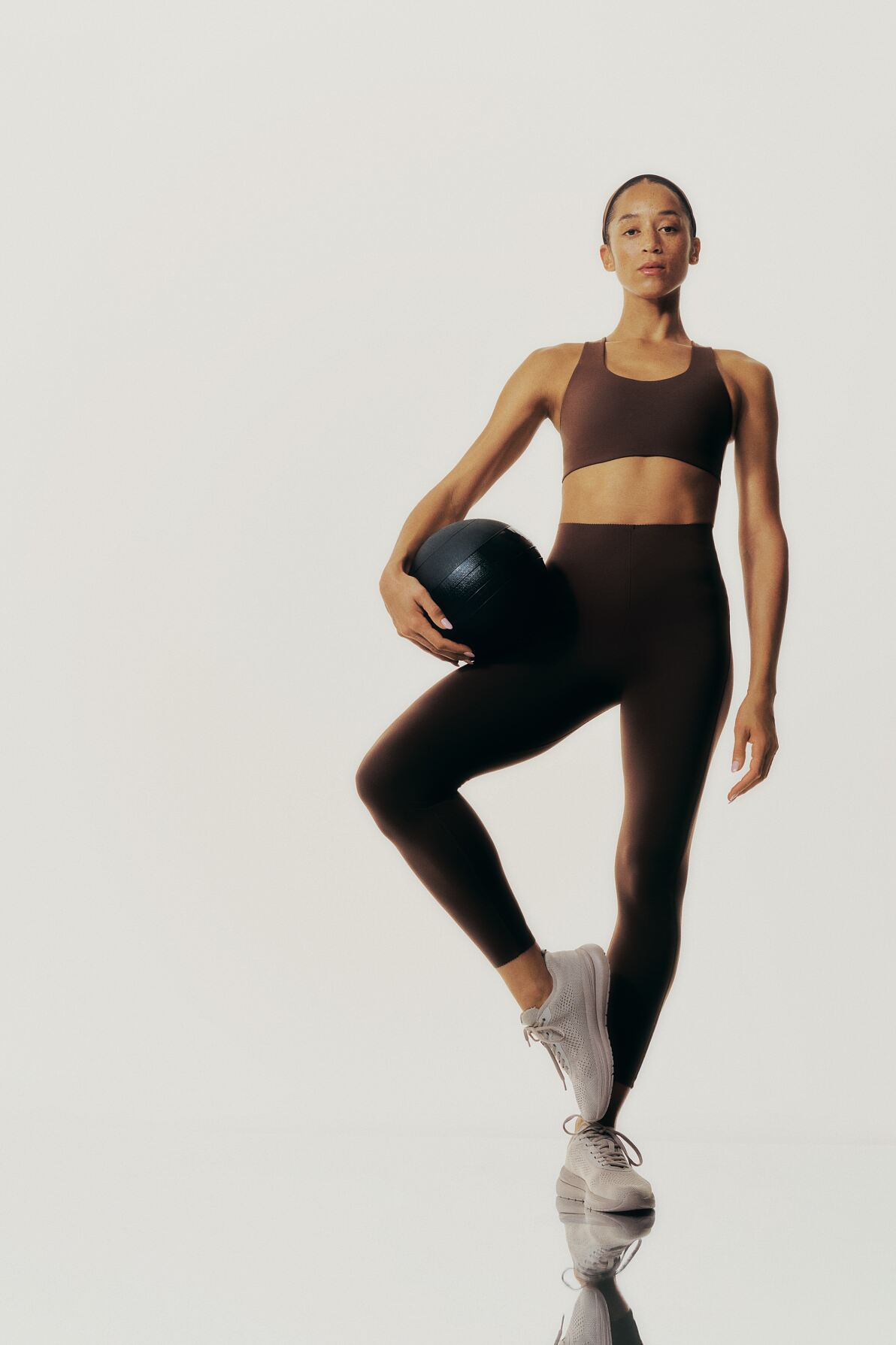 PRIMARK bodysculpt crop £11 €13 �16.50 340CZK 55PLN 65RON PRIMARK bodysculpt legging £14 €16 �19.50 415CZK 70PLN 80RON-min