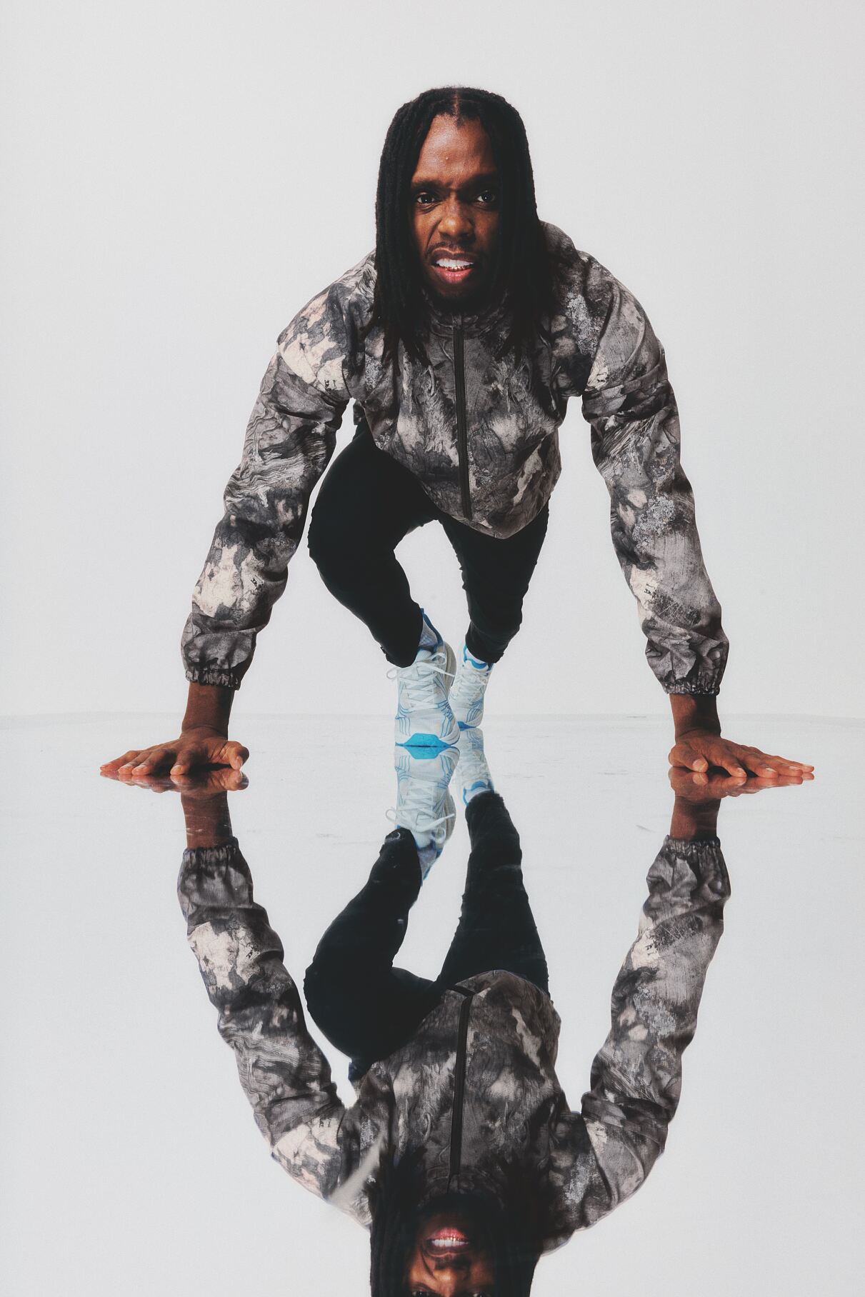 PRIMARK TECH FUNNEL JACKET £18  €20 �28 570CZK 95PLN 110RON PRIMARK RUNNING PANT £14  €16 �18 415CZK 70PLN 80RON