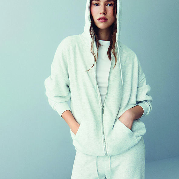 PRIMARK THE SCENE_oversized_zip_hoodie-16-eur18-usd25-ron90-pln80-czk470-6-ref2265213