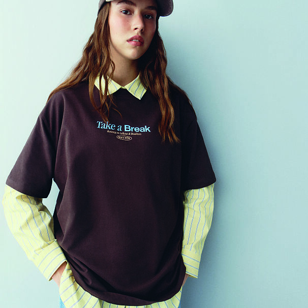 PRIMARK THE SCENE_oversized_graphic_tee-8-eur10-usd14-ron50-pln43-czk260-2-ref2265210