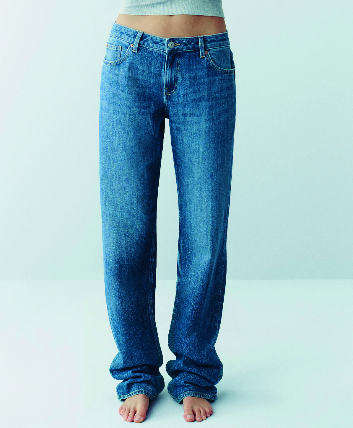 PRIMARK THE SCENE_low_rise_straight-16-eur18-usd25-ron90-pln80-czk470-4-ref2265201