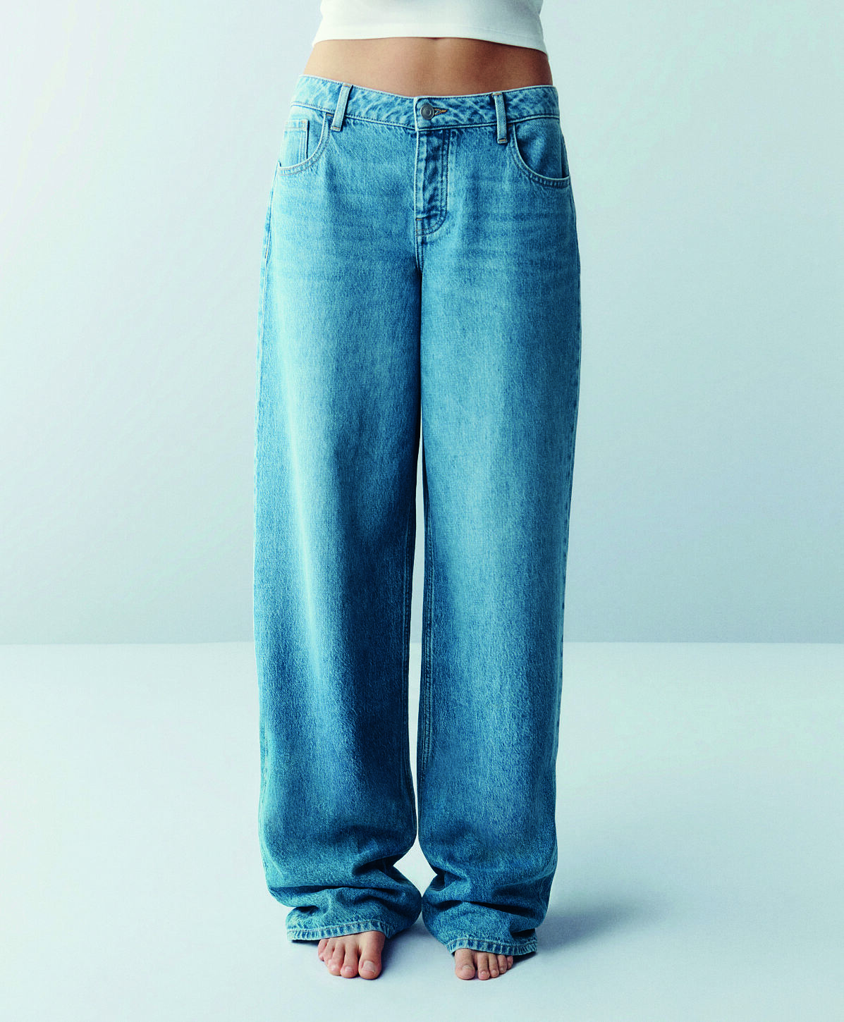 PRIMARK THE SCENE_low_rise_baggy-18-eur20-usd28-ron100-pln90-czk520-ref2265198