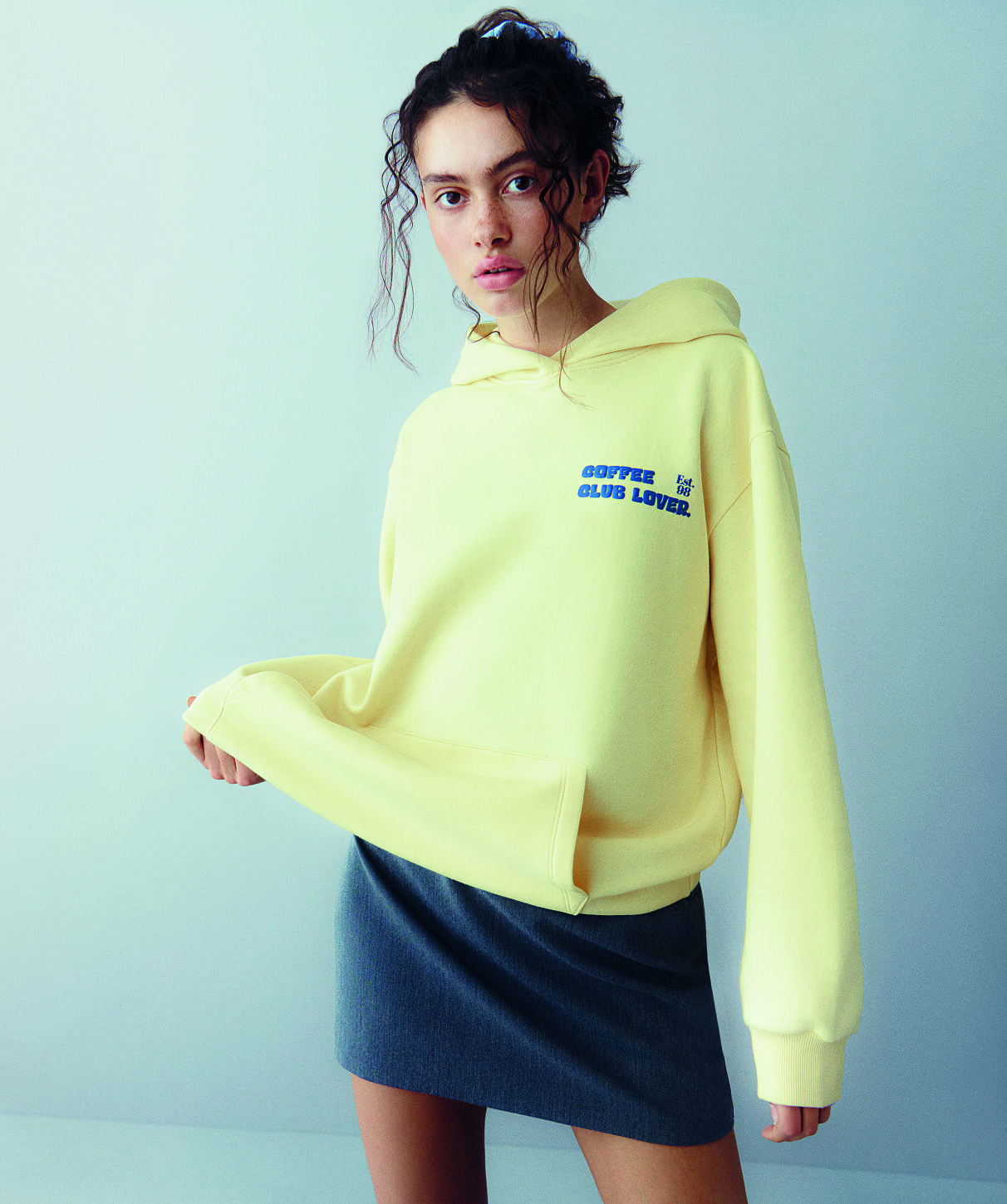 PRIMARK THE SCENE_fashion_oversized_hoodie-14-eur16-usd20-ron80-pln70-czk415-2-ref2265222