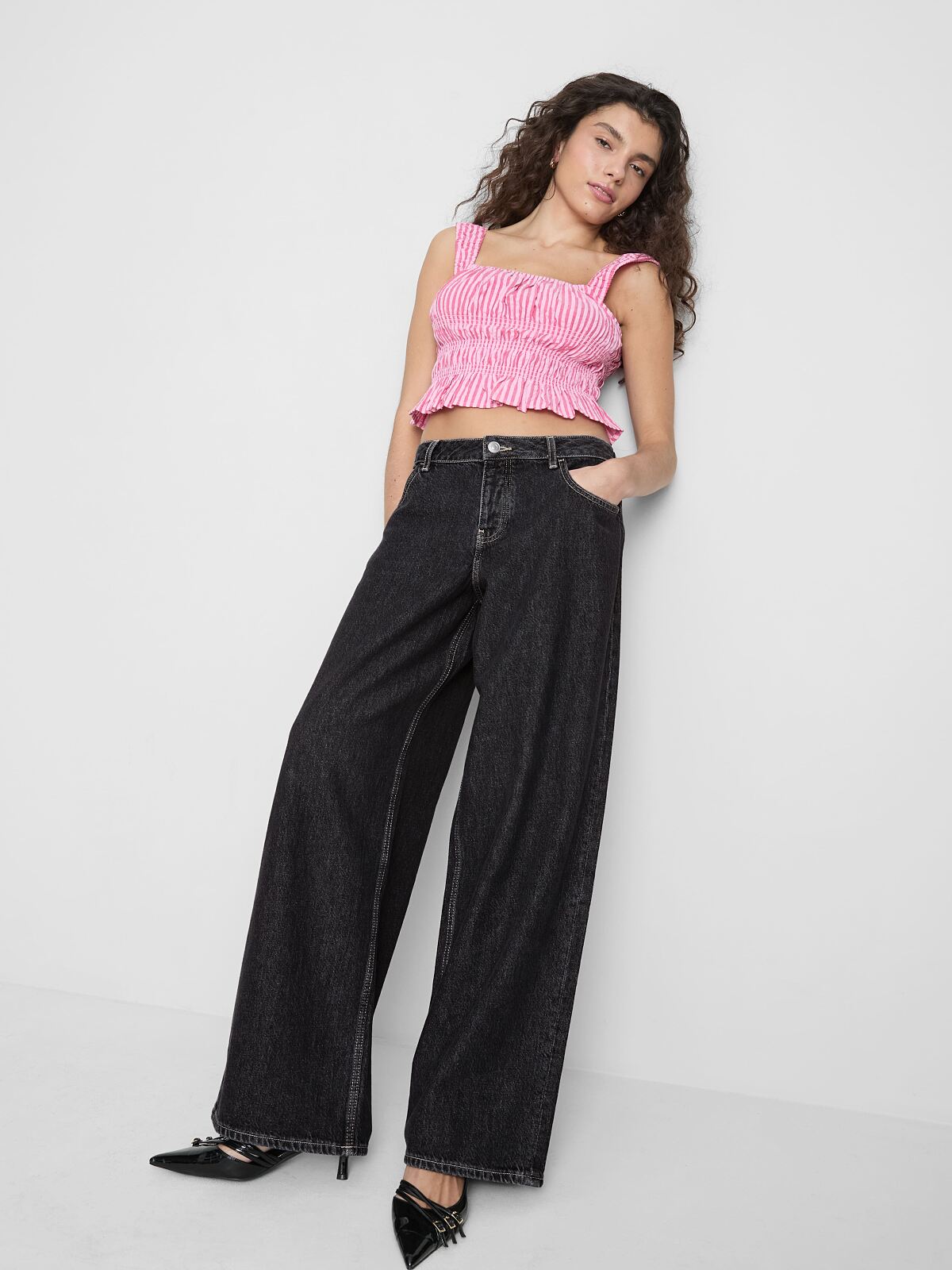 PRIMARK THE SCENE_low_rise_baggy-18-eur20-usd28-ron100-pln90-czk520-3-ref2265342