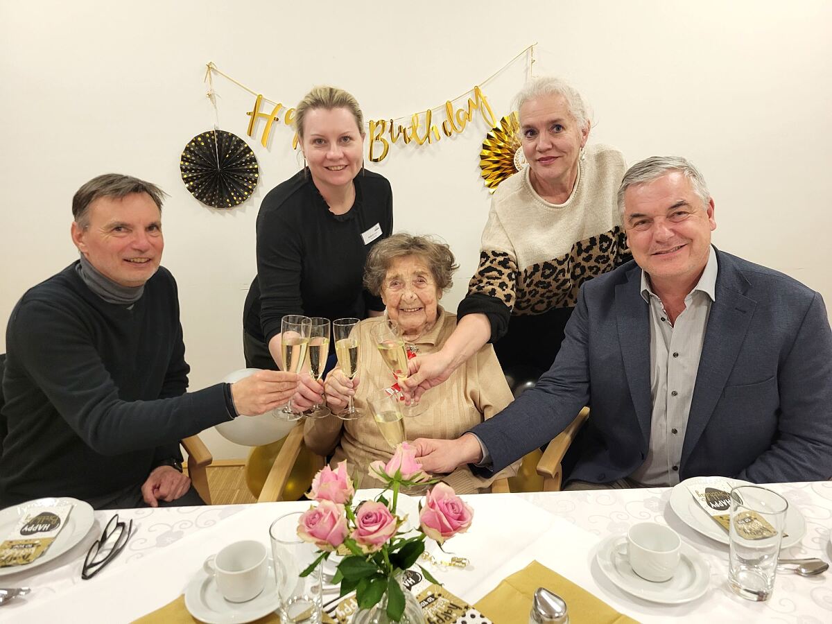 secu_PA_Stainz_Geburtstagsfeier_Presse 1.jpg